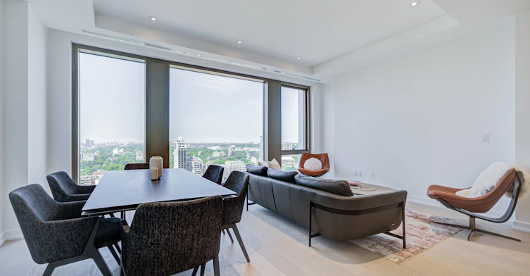 2202-1315 Bay Street, Toronto, ON, M5R 0E4 - 2