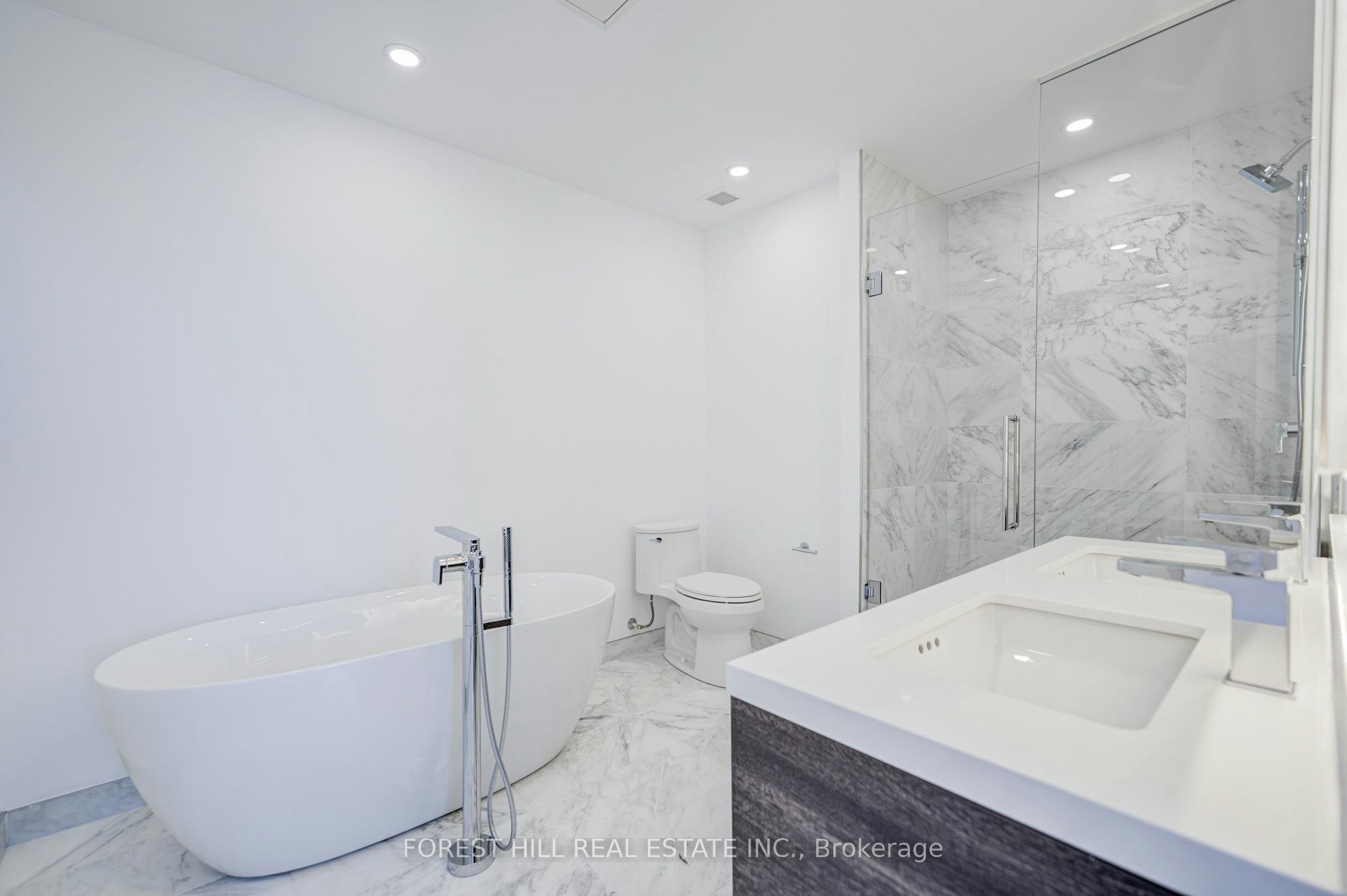 2202-1315 Bay Street, Toronto, ON, M5R 0E4 - 13