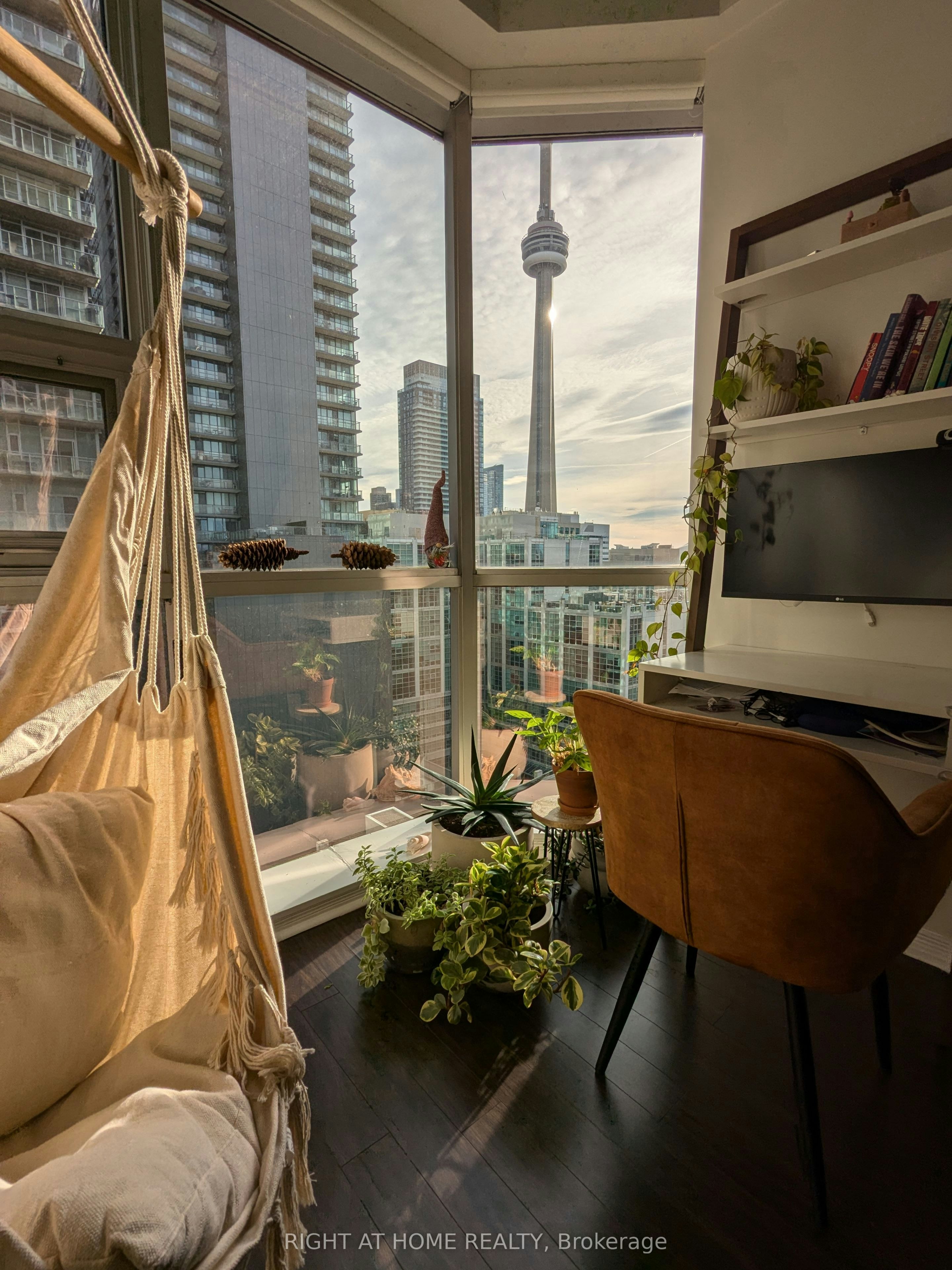 PH1206-393 King Street W, Toronto, ON, M5V 1K1 - 16