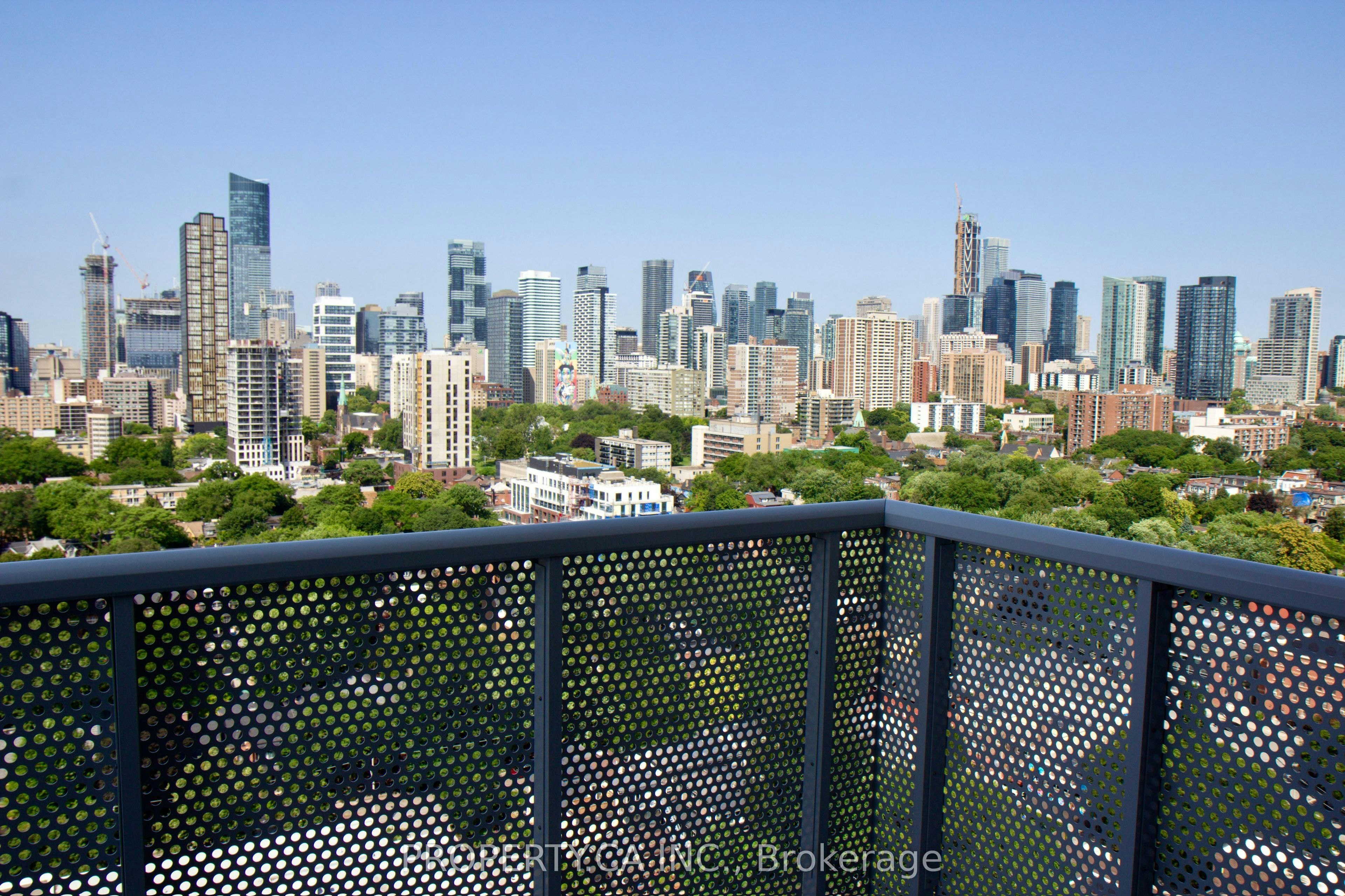 1904-10 Oak Street, Toronto, ON, M5A 0Z1 - 6