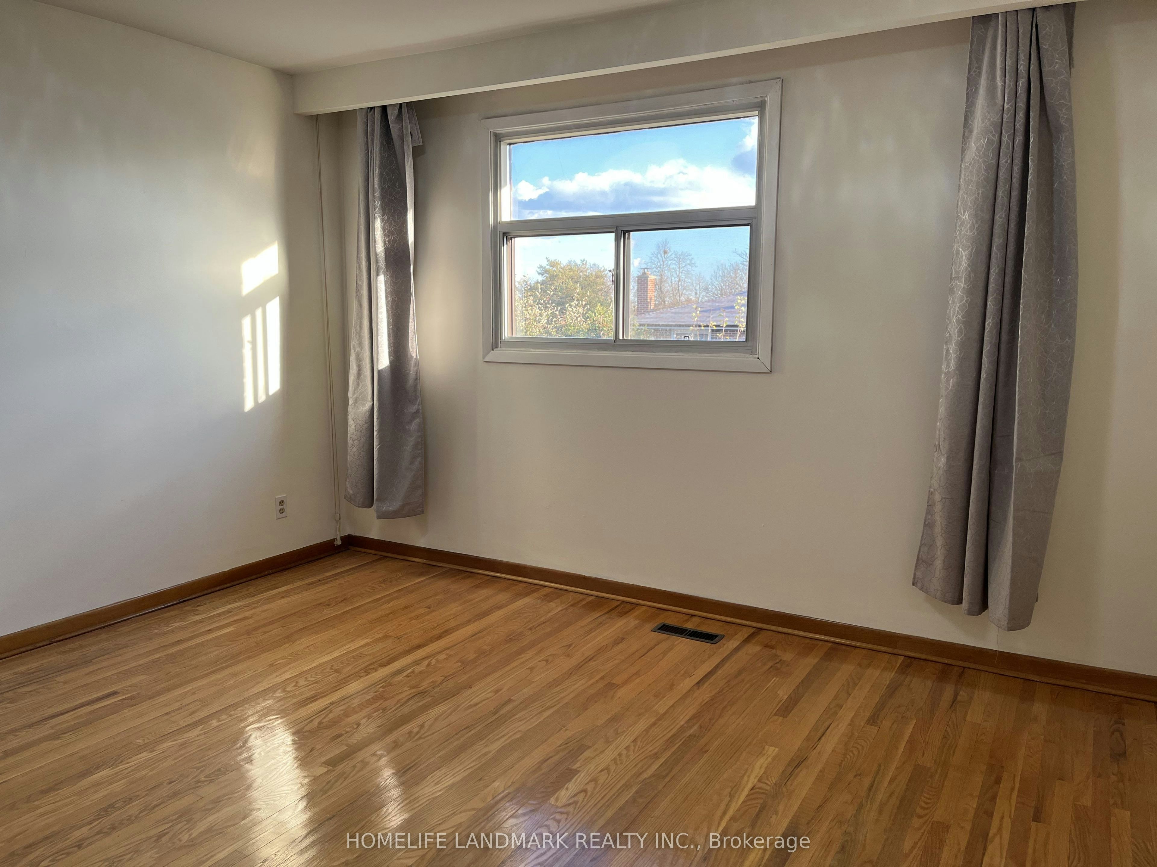 UPPER-31 Pawnee Avenue, Toronto, ON, M2H 3C6 - 17