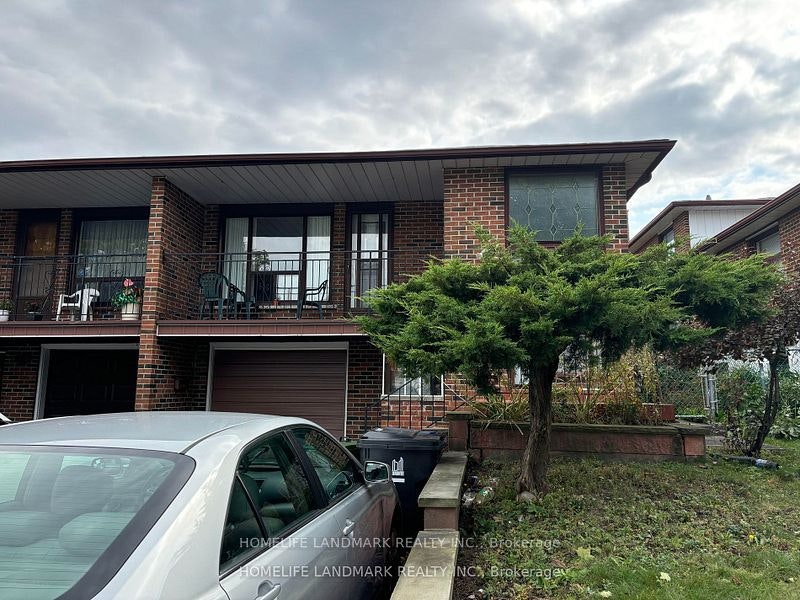 UPPER-31 Pawnee Avenue, Toronto, ON, M2H 3C6