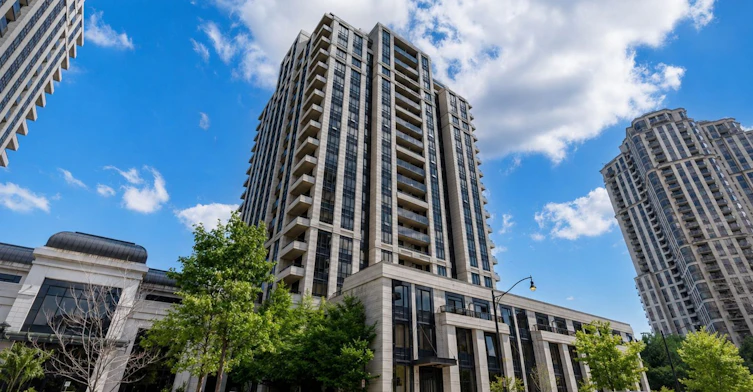 100 Harrison Garden Boulevard, Toronto, ON, M2M 0C2