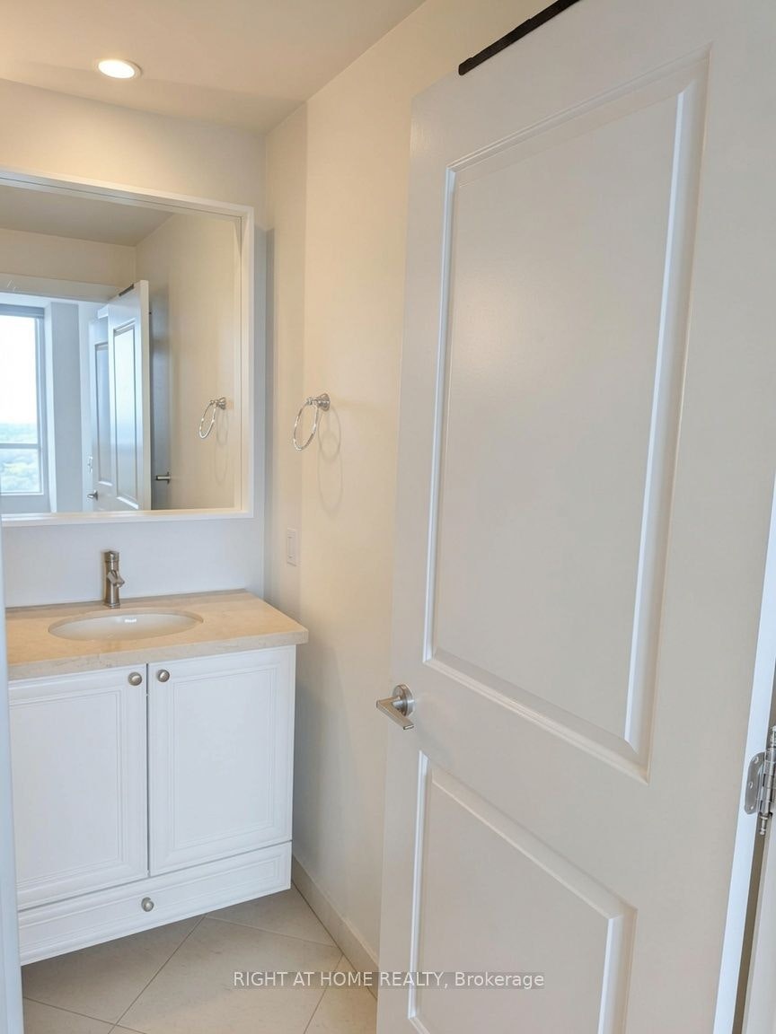 100 Harrison Garden Boulevard, Toronto, ON, M2M 0C2 - 13