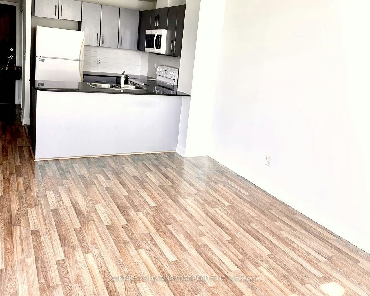 2203-12 Yonge Street, Toronto, ON, M5E 1Z9 - 9