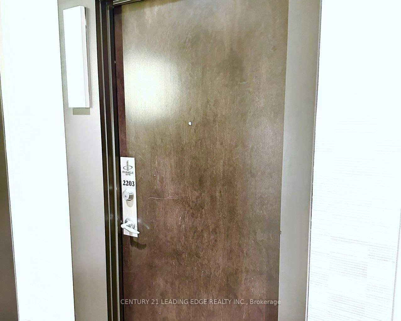 2203-12 Yonge Street, Toronto, ON, M5E 1Z9 - 6