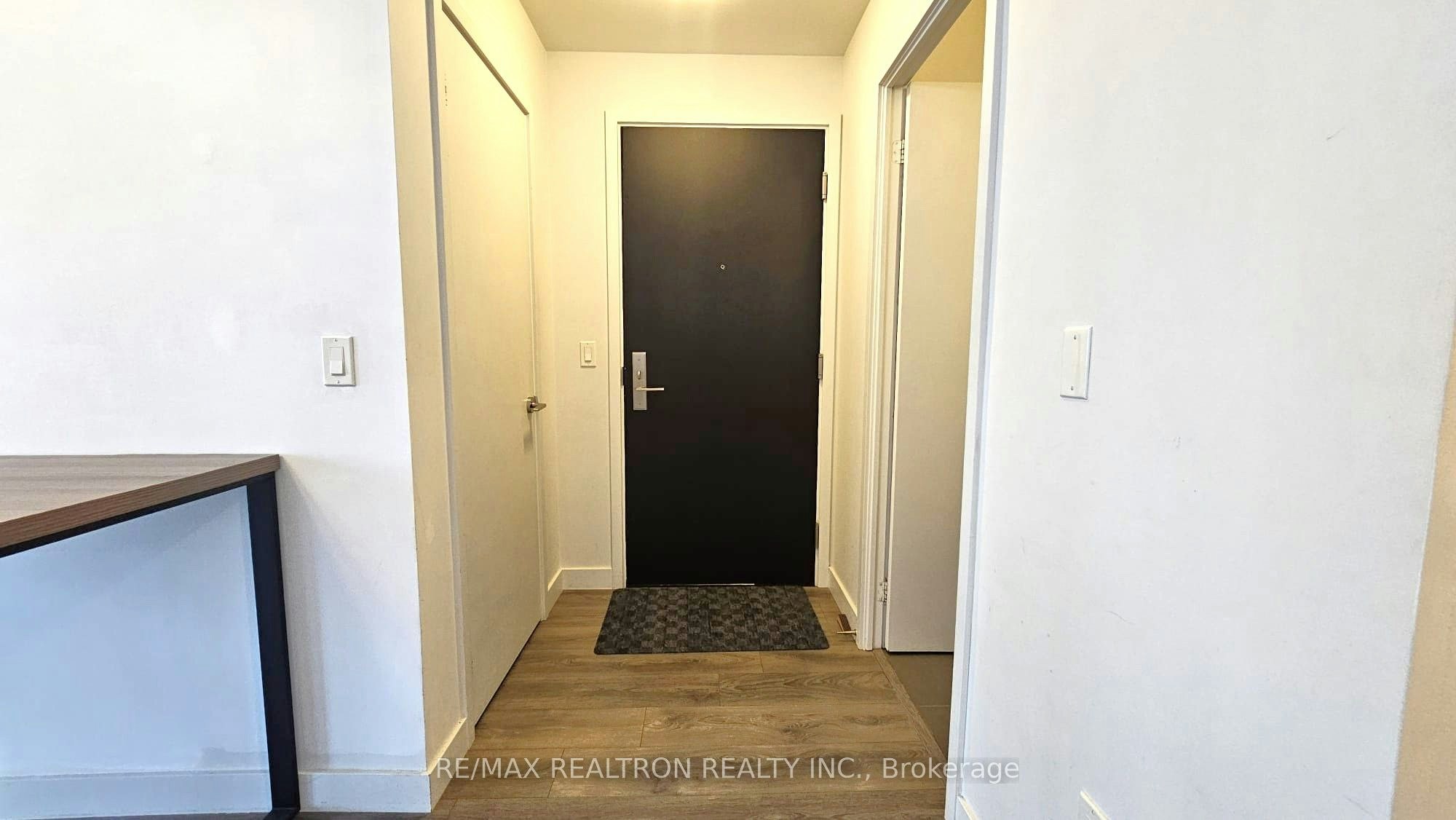 1201-8 Eglinton Avenue, Toronto, ON, M4P 0C1 - 5