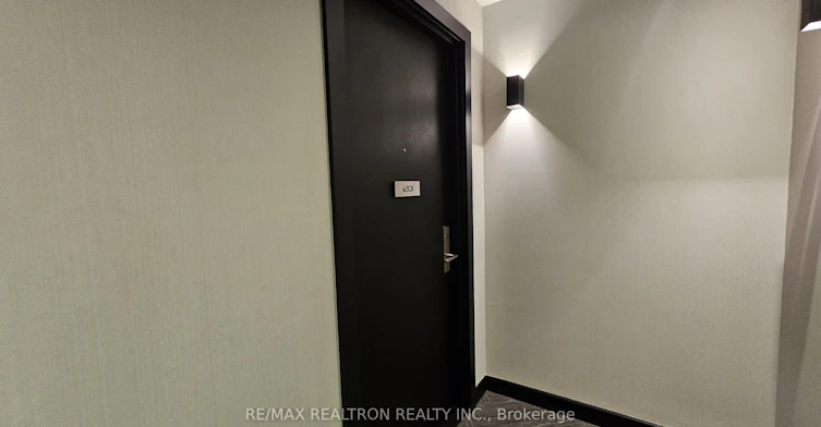 1201-8 Eglinton Avenue, Toronto, ON, M4P 0C1 - 12