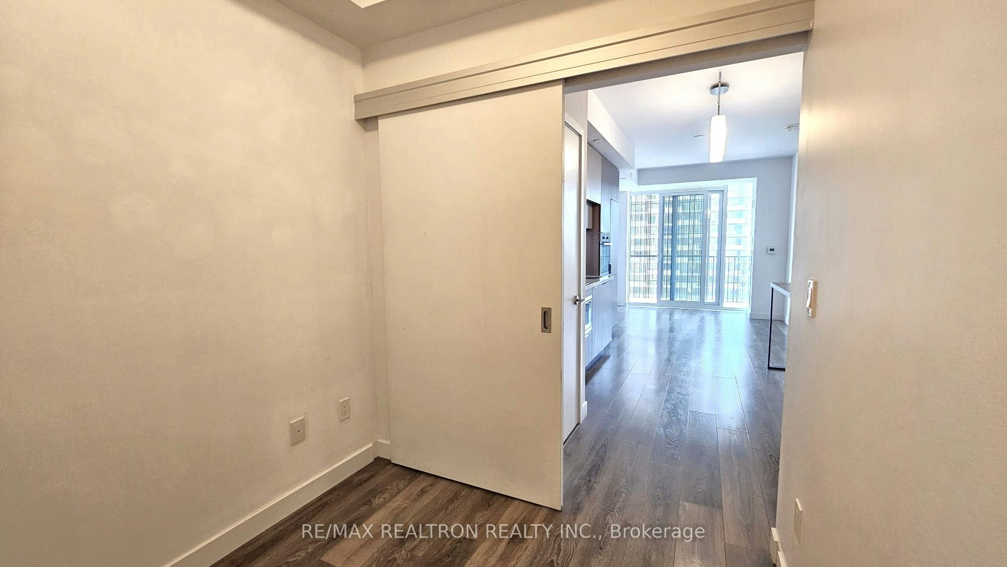 1201-8 Eglinton Avenue, Toronto, ON, M4P 0C1 - 9