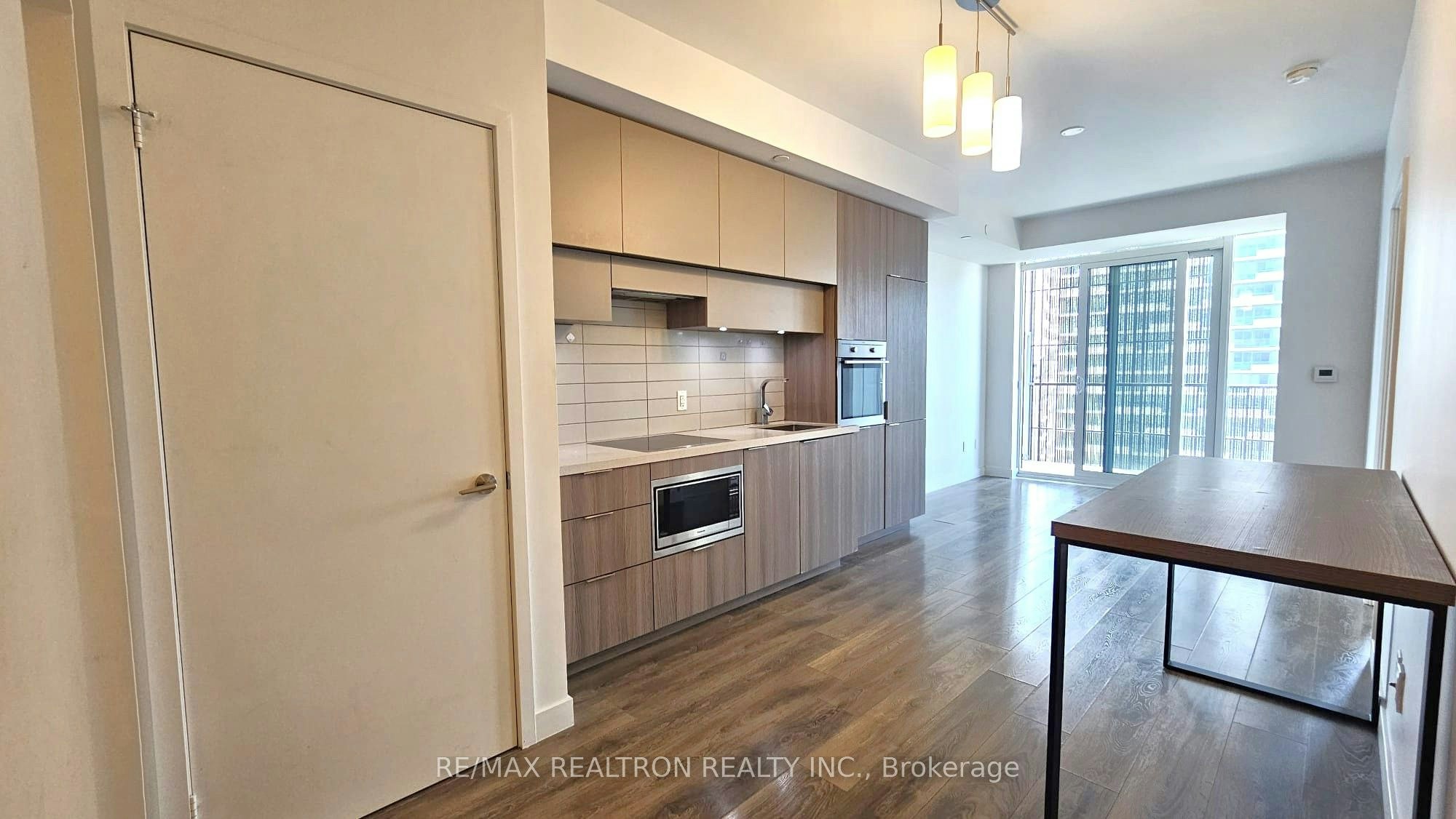 1201-8 Eglinton Avenue, Toronto, ON, M4P 0C1 - 3