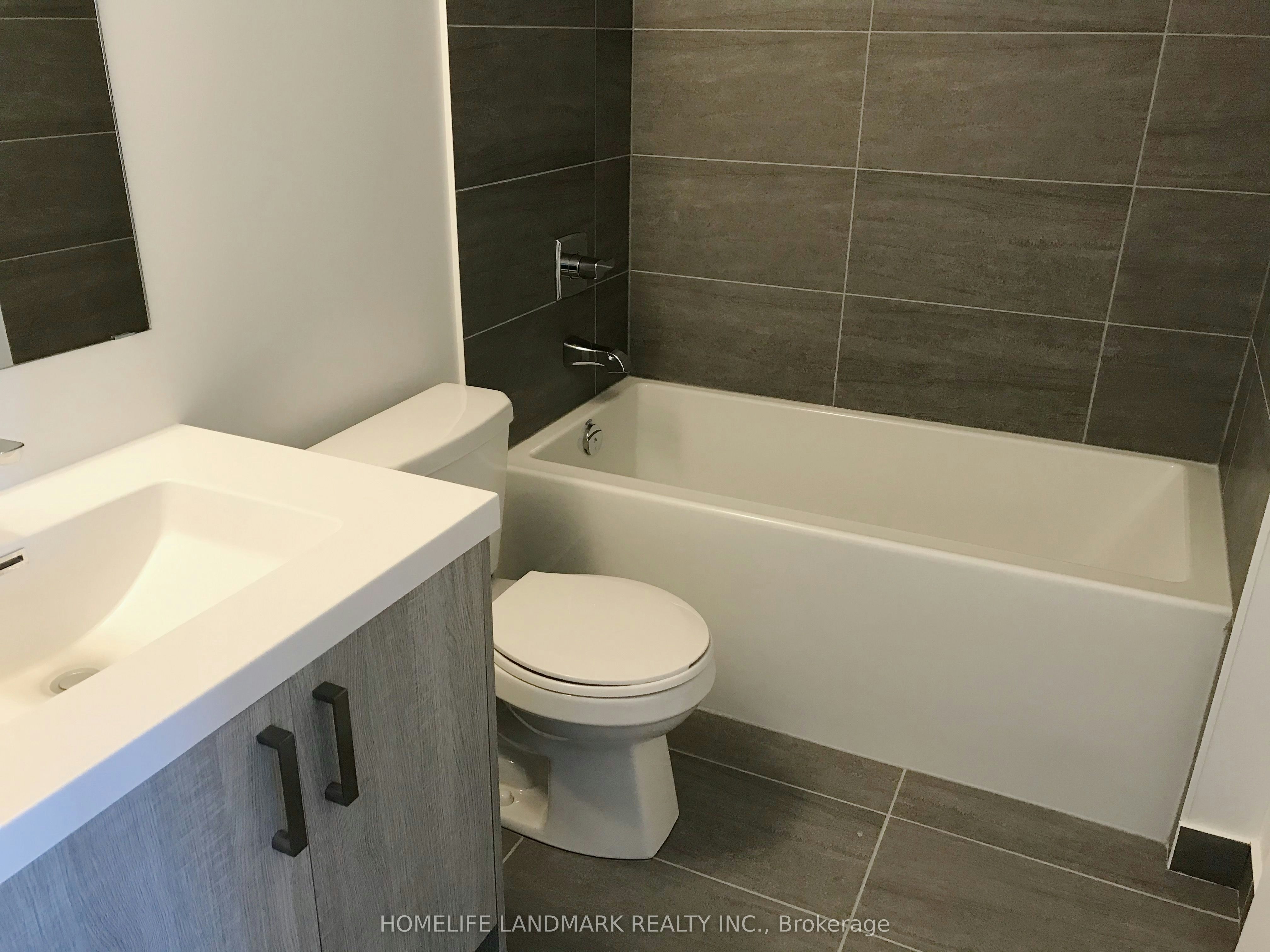 2310-77 Mutual Street, Toronto, ON, M5B 2A9 - 3