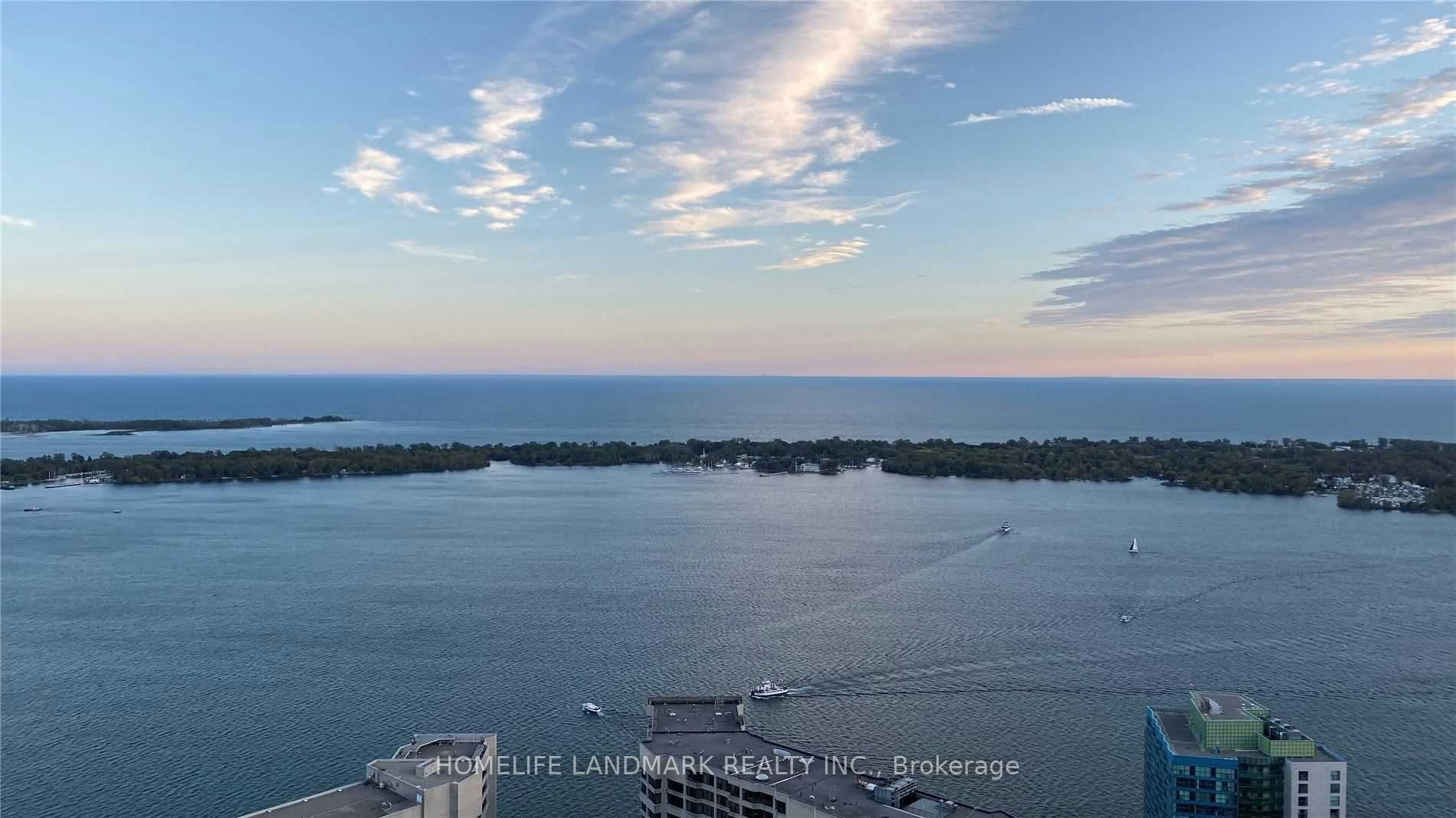6309-88 Harbour Street, Toronto, ON, M5J 1B7