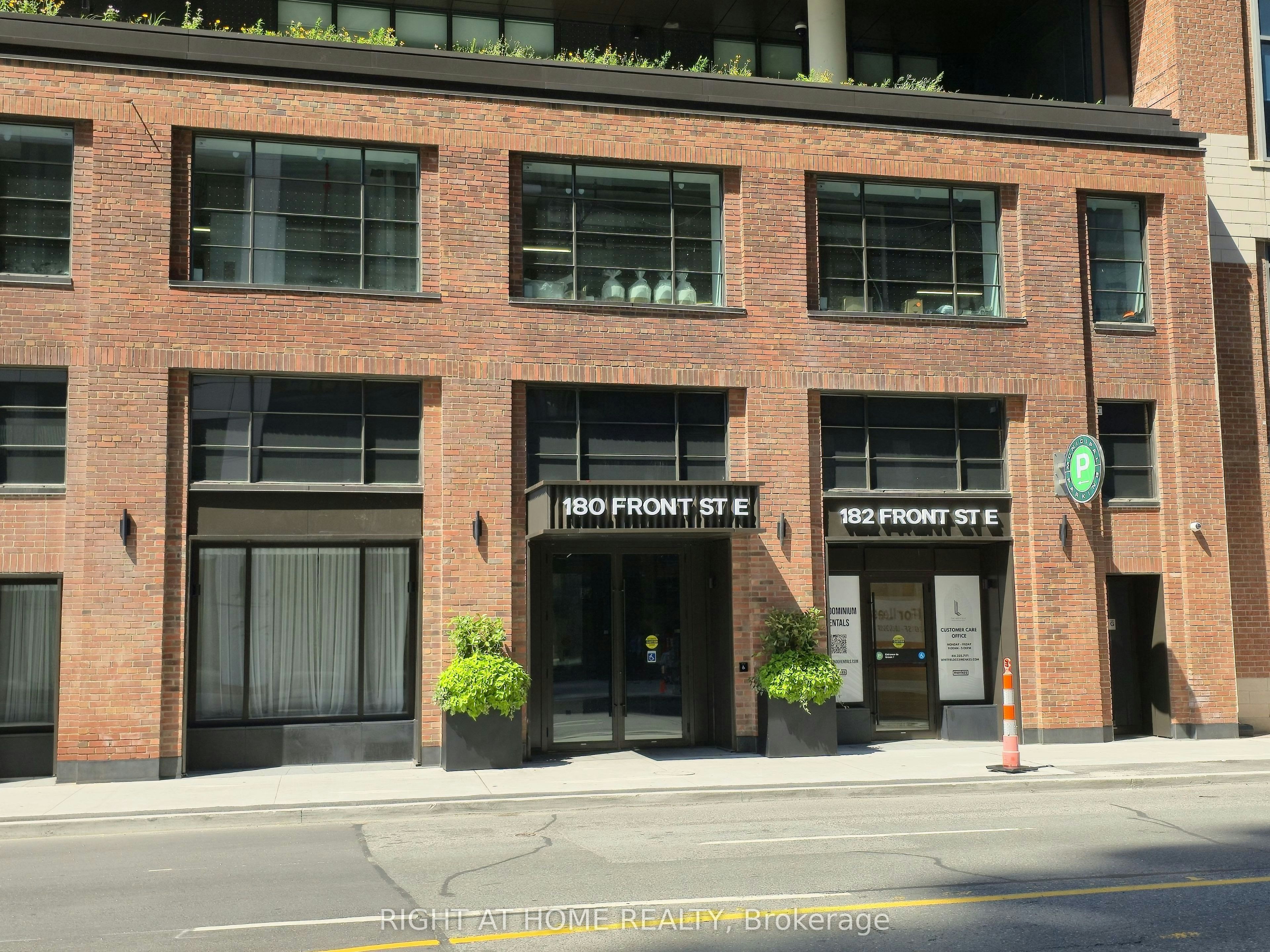 4209-180 Front Street E, Toronto, ON, M5A 0A9