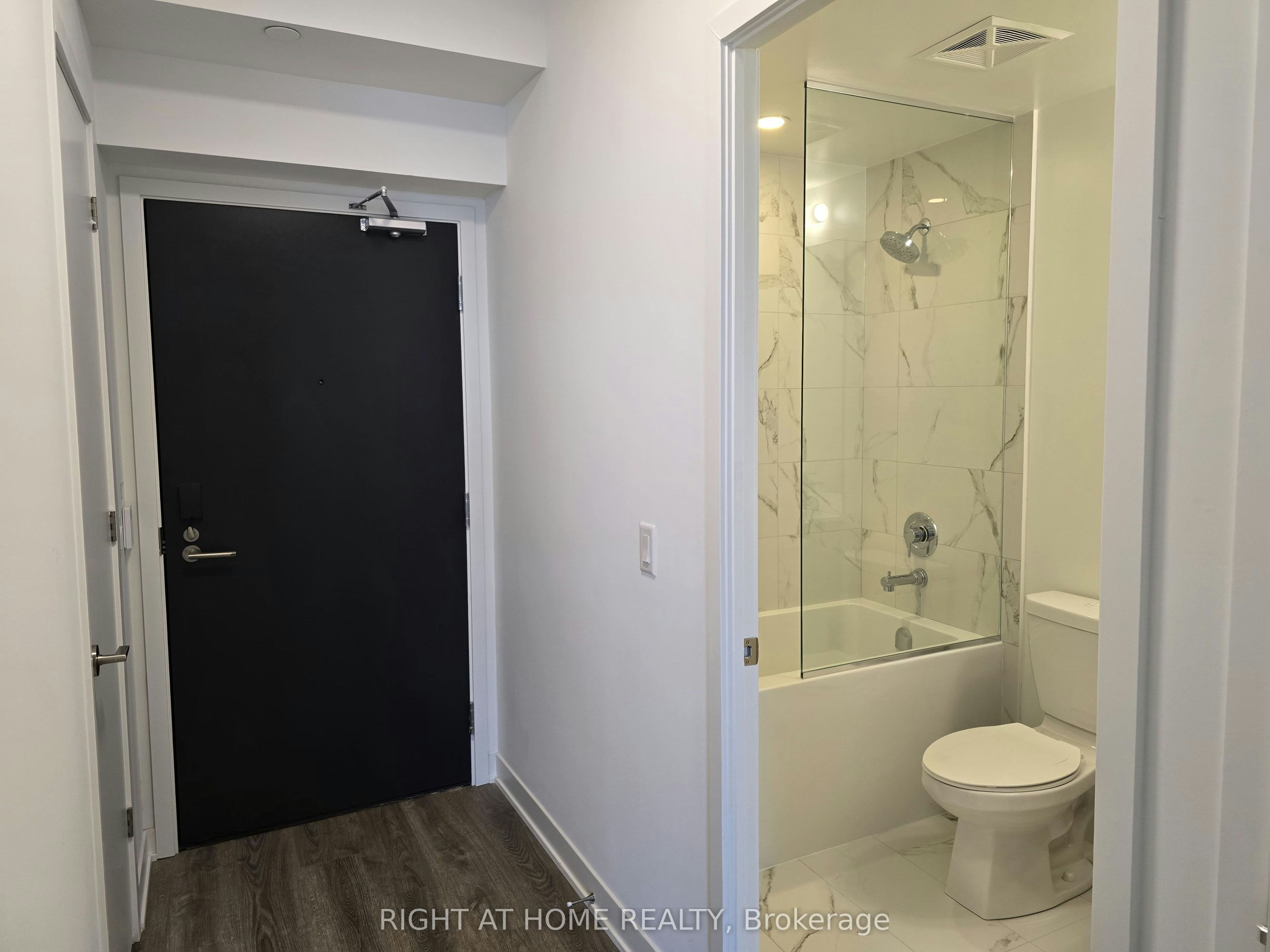 4209-180 Front Street E, Toronto, ON, M5A 0A9 - 5