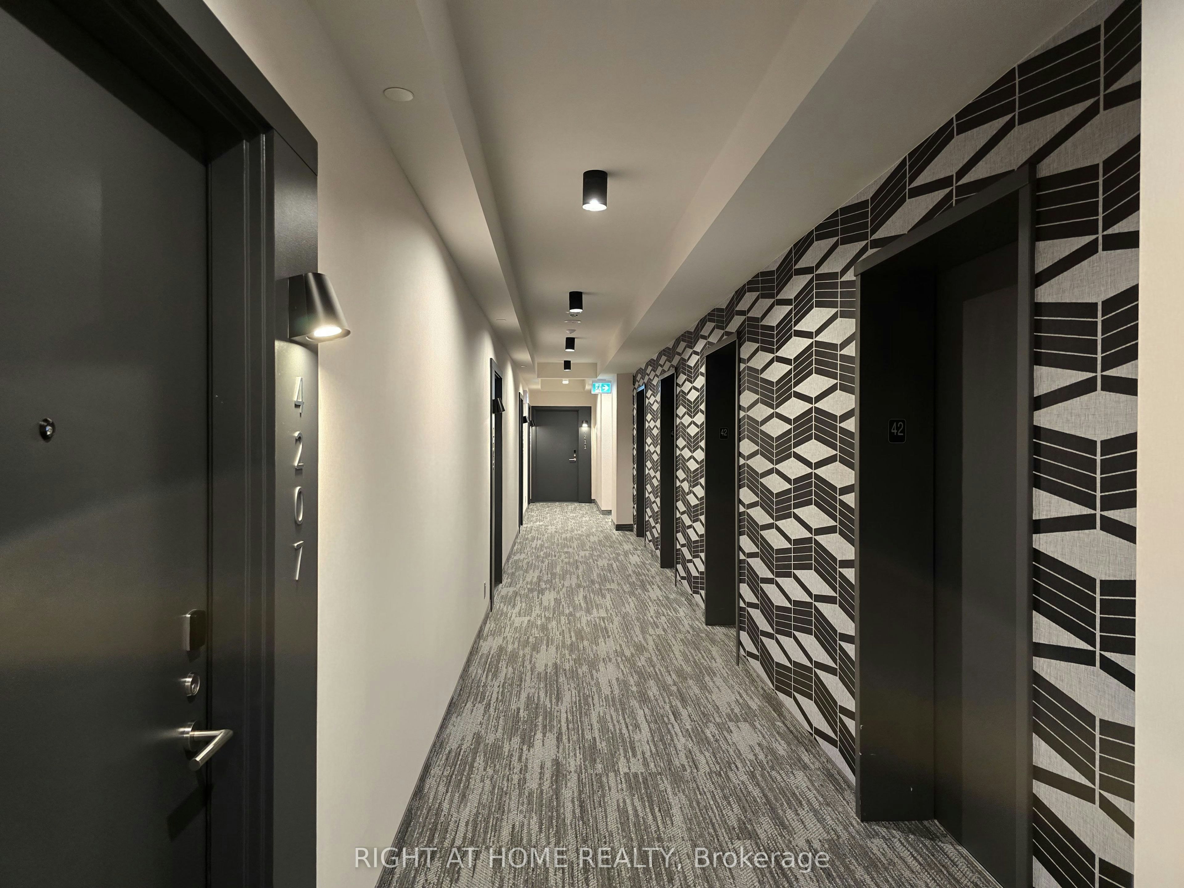 4209-180 Front Street E, Toronto, ON, M5A 0A9 - 3