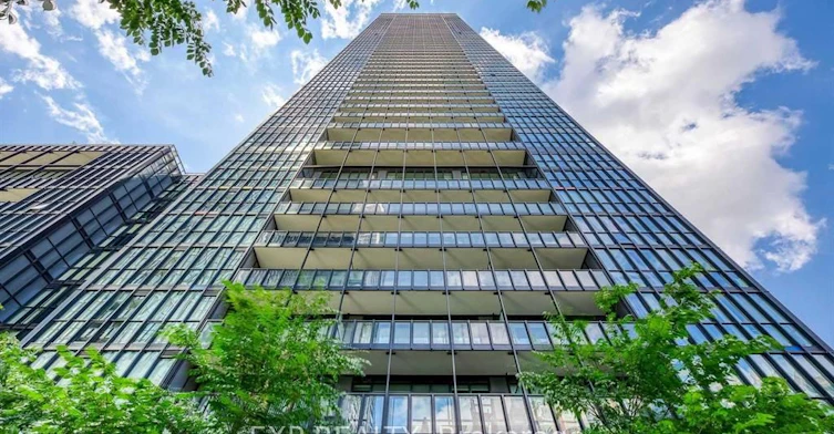 4804-101 Charles Street E, Toronto, ON, M4Y 0A9