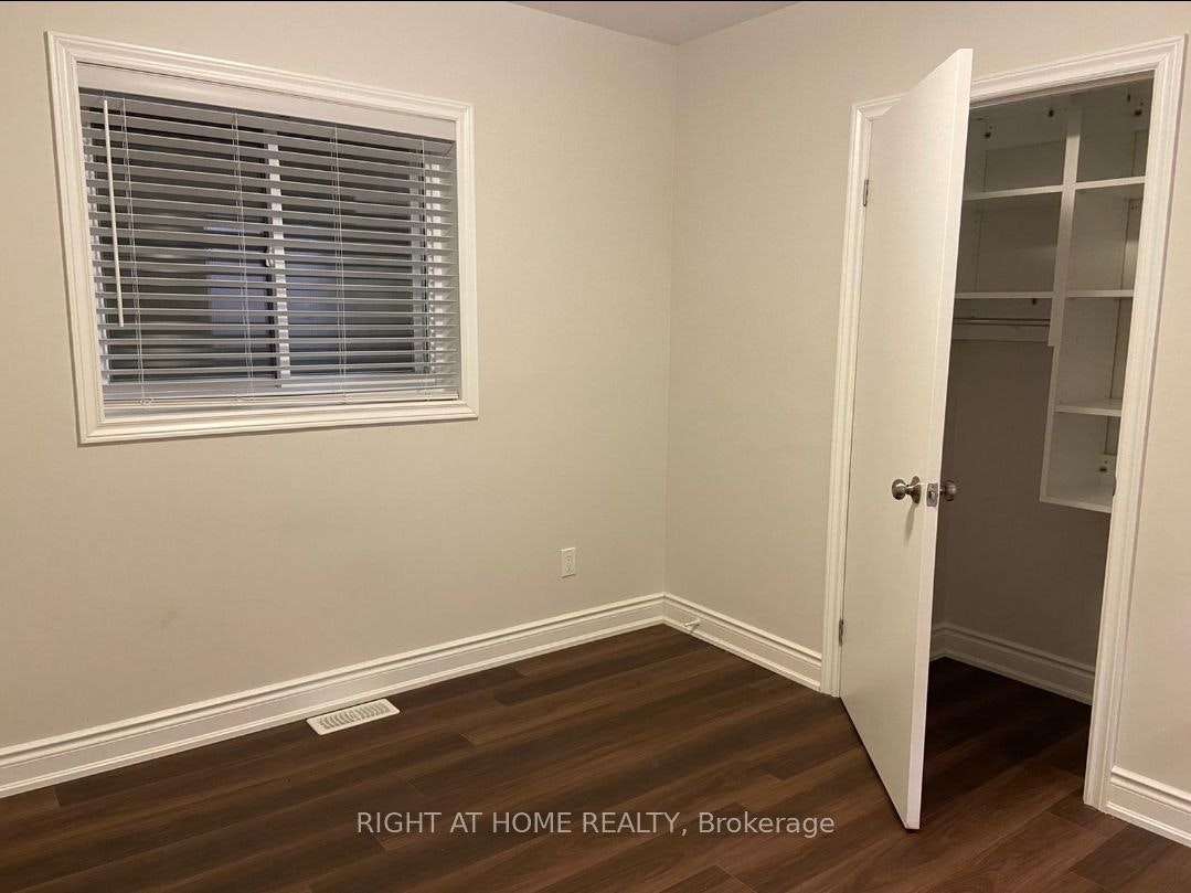 MAIN FL-4 Trophy Drive, Toronto, ON, M4A 1L8 - 12