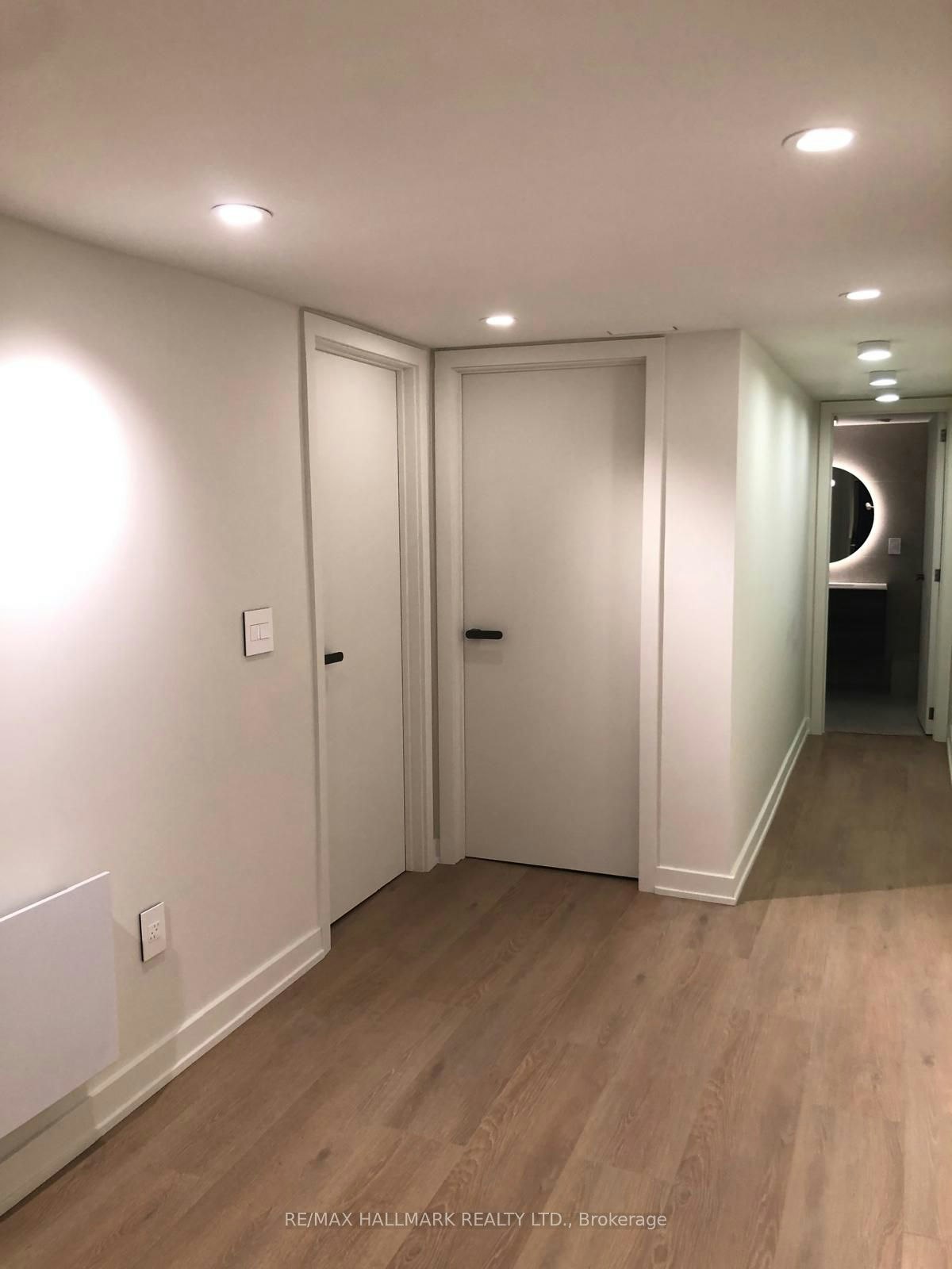 Basement-687 Bloor Street W, Toronto, ON, M6G 1L3 - 4