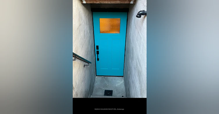 Basement-687 Bloor Street W, Toronto, ON, M6G 1L3 - 10