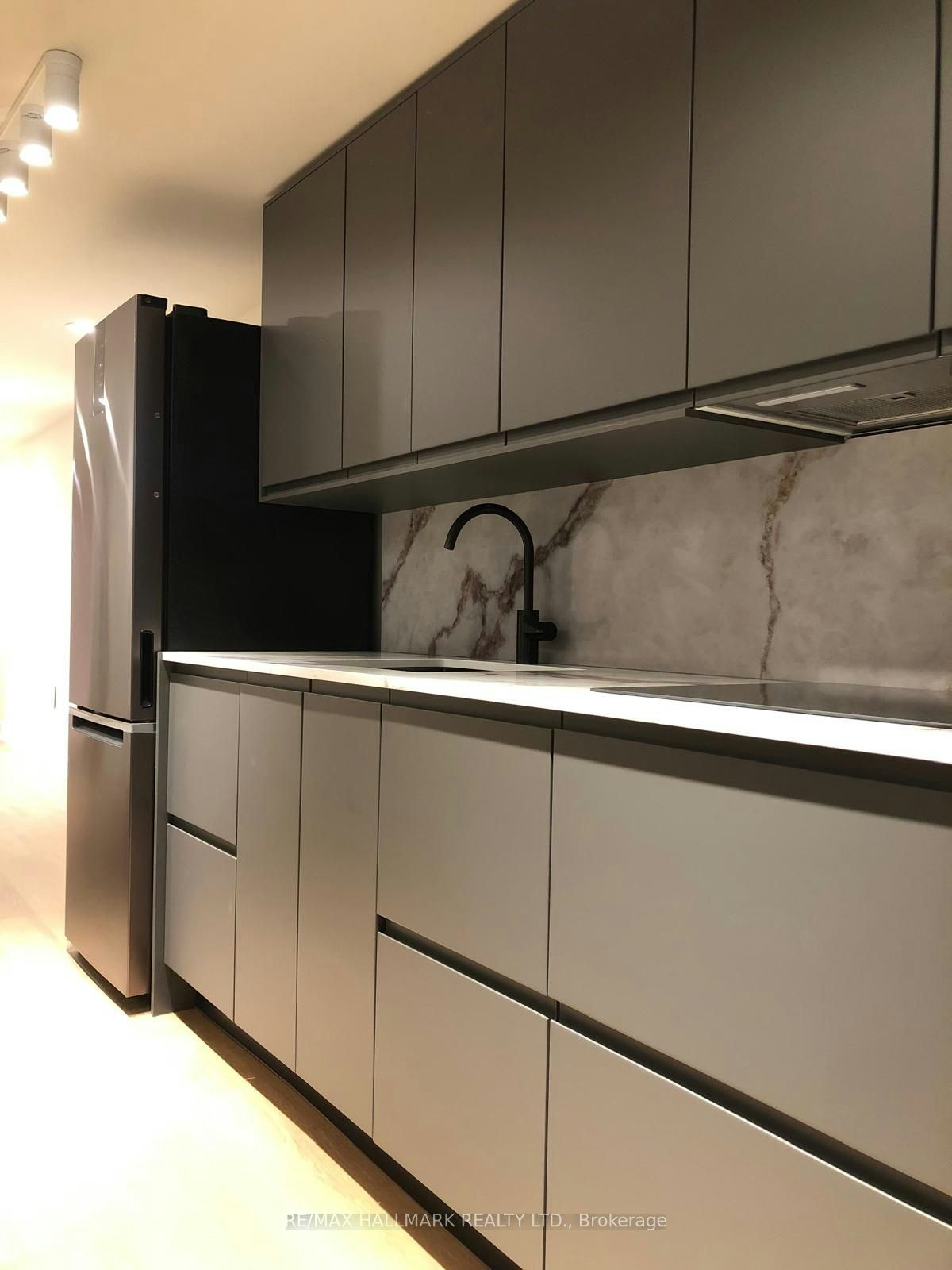Basement-687 Bloor Street W, Toronto, ON, M6G 1L3 - 5
