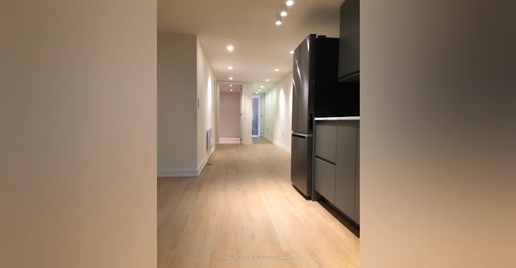 Basement-687 Bloor Street W, Toronto, ON, M6G 1L3 - 8