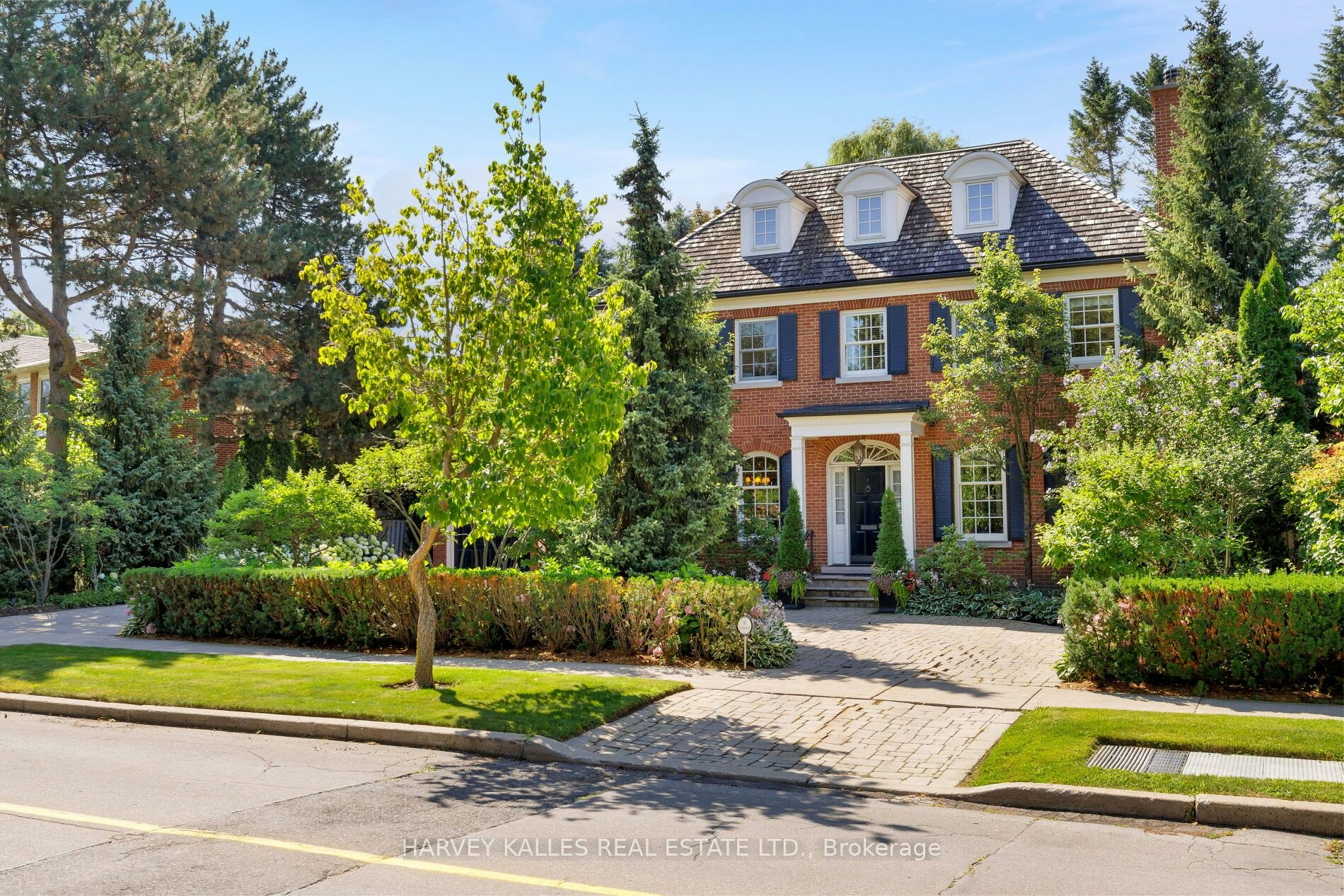 17 Sagewood Drive, Toronto, ON, M3B 1T5
