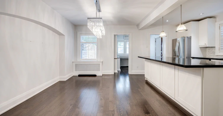 15 Mcnairn Avenue, Toronto, ON, M5M 2H4 - 8