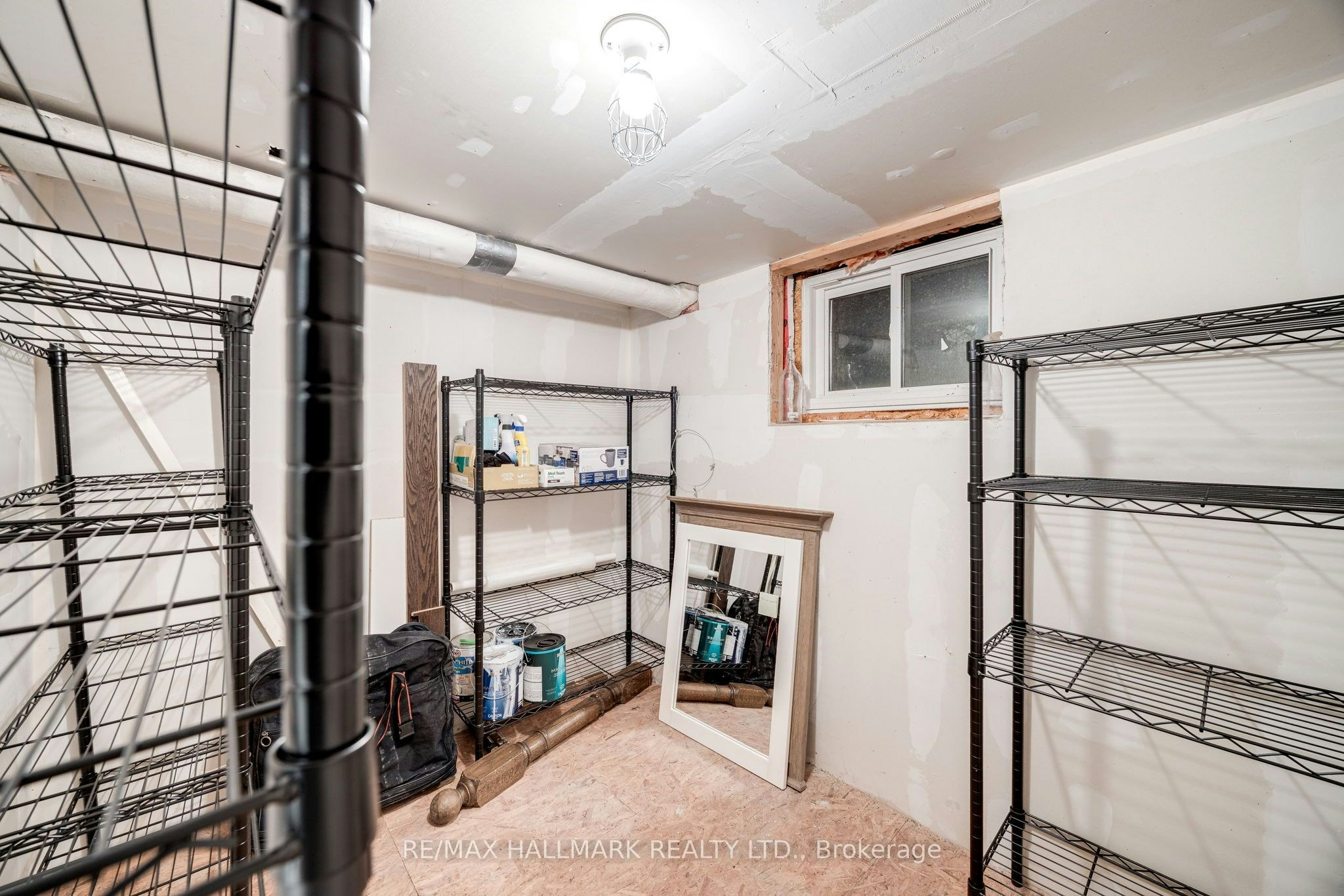 15 Mcnairn Avenue, Toronto, ON, M5M 2H4 - 34