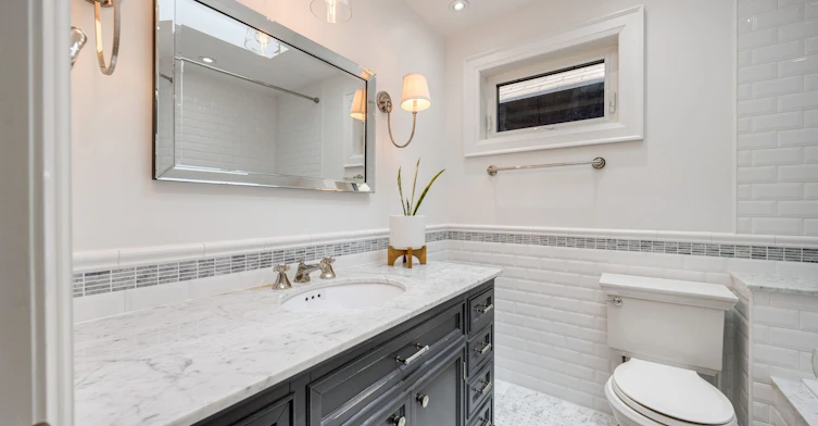 15 Mcnairn Avenue, Toronto, ON, M5M 2H4 - 21