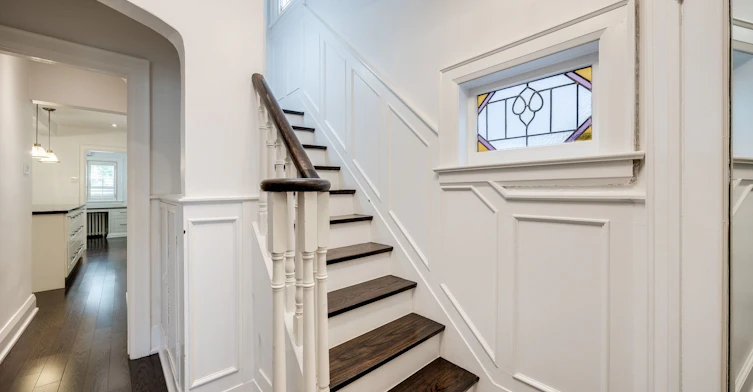 15 Mcnairn Avenue, Toronto, ON, M5M 2H4 - 18