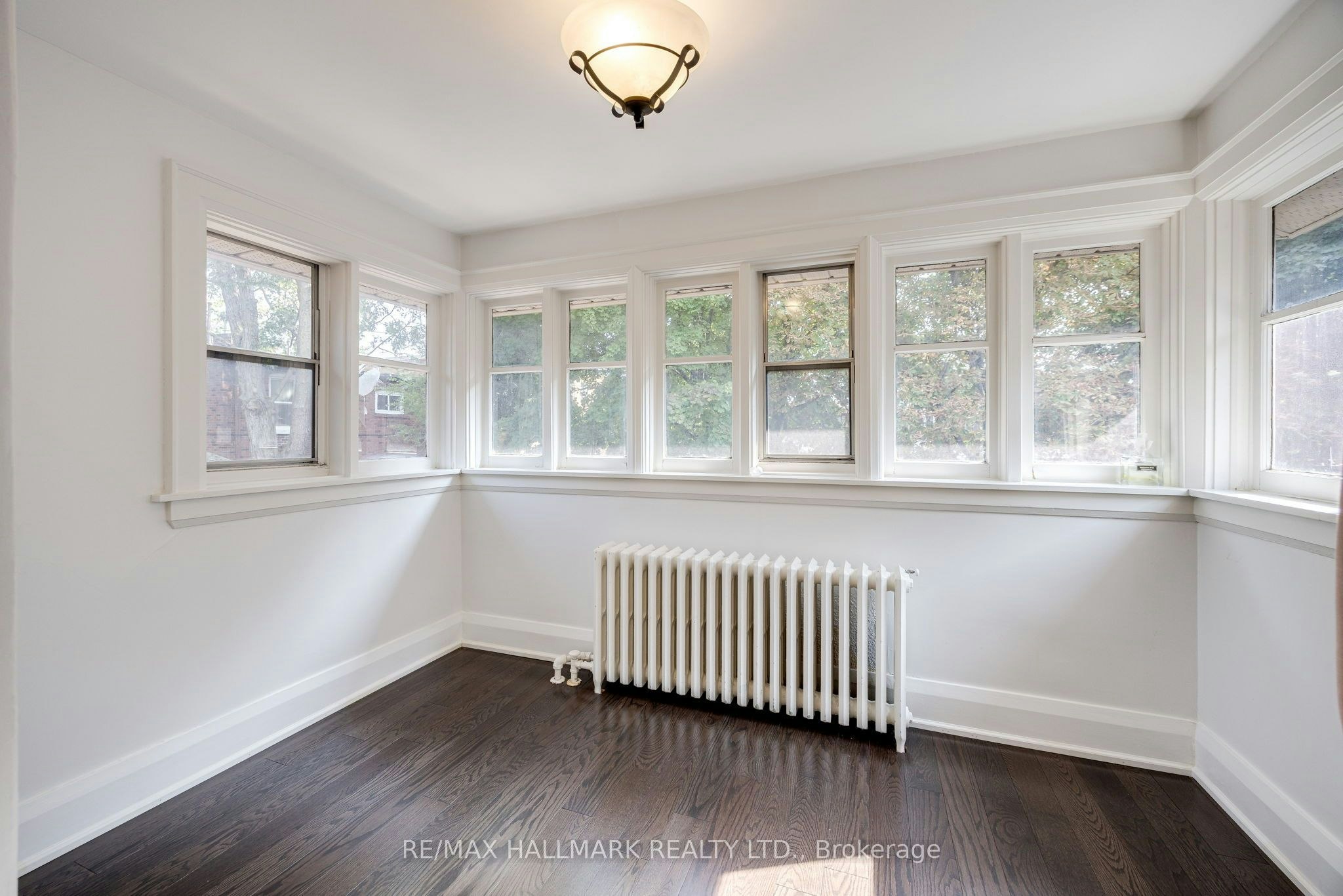 15 Mcnairn Avenue, Toronto, ON, M5M 2H4 - 26
