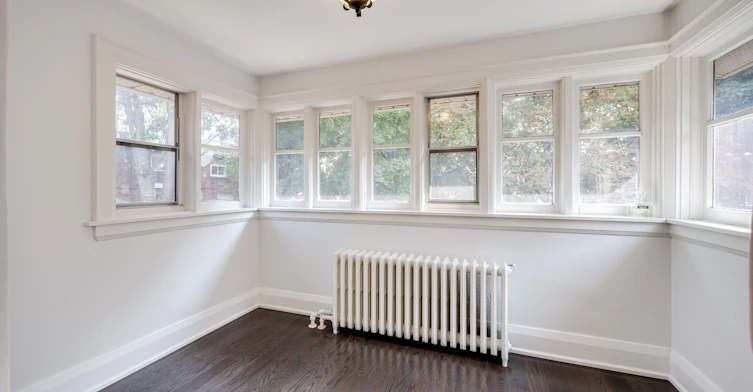 15 Mcnairn Avenue, Toronto, ON, M5M 2H4 - 26