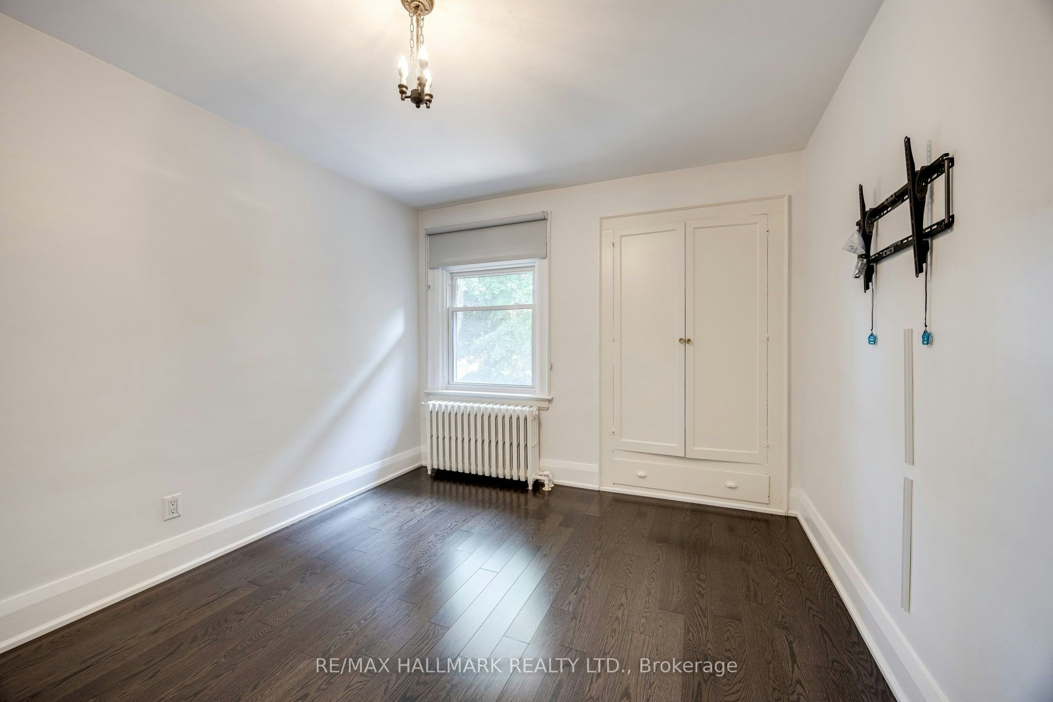 15 Mcnairn Avenue, Toronto, ON, M5M 2H4 - 22