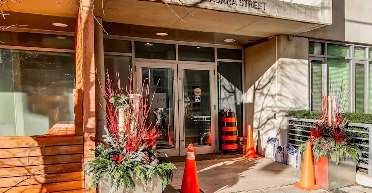 304-38 Niagara Street, Toronto, ON, M5V 3X1 - 2