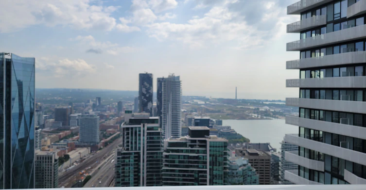 6504-100 Harbour Street, Toronto, ON, M5J 0B5 - 2