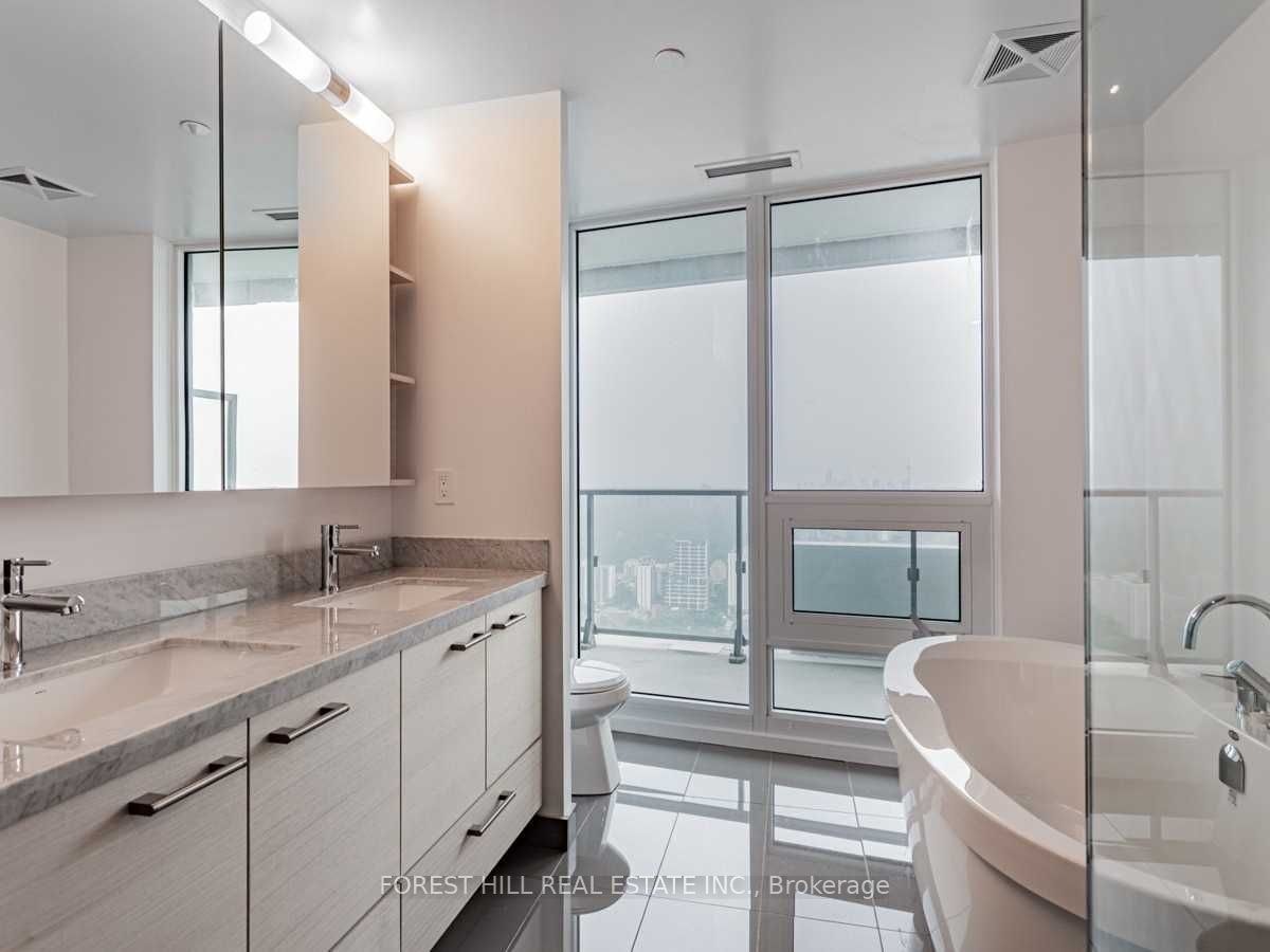 5702-2221 Yonge Street, Toronto, ON, M4S 2B4 - 23