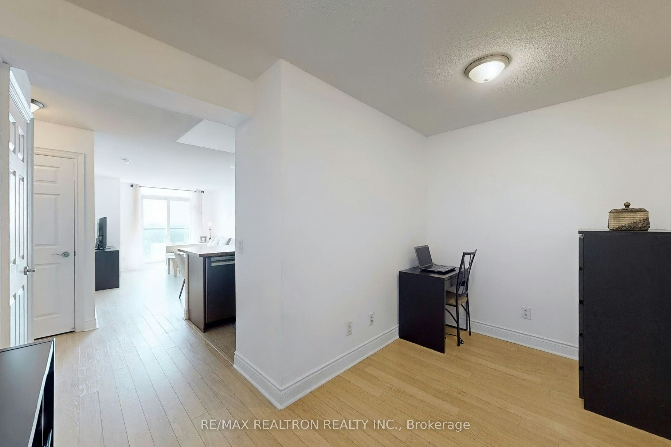 2515-25 Greenview Avenue W, Toronto, ON, M2M 1R2 - 22