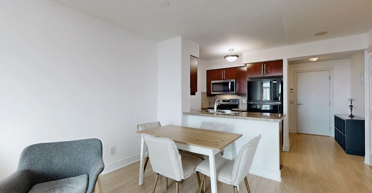 2515-25 Greenview Avenue W, Toronto, ON, M2M 1R2 - 12