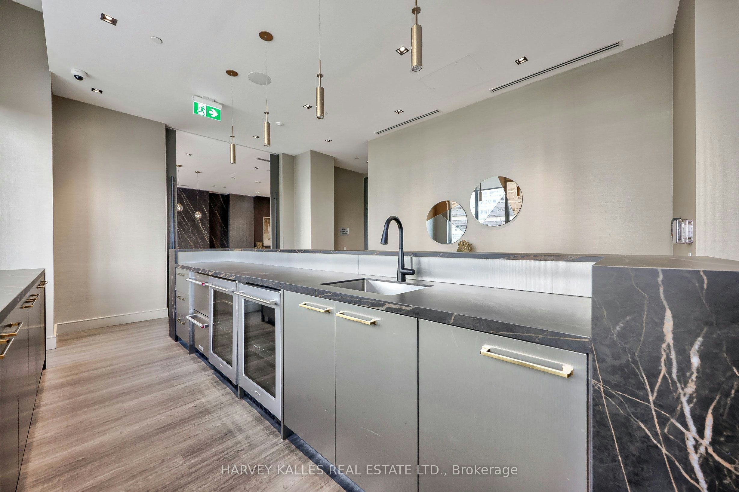 2309-25 Holly Street, Toronto, ON, M4S 0E3 - 39