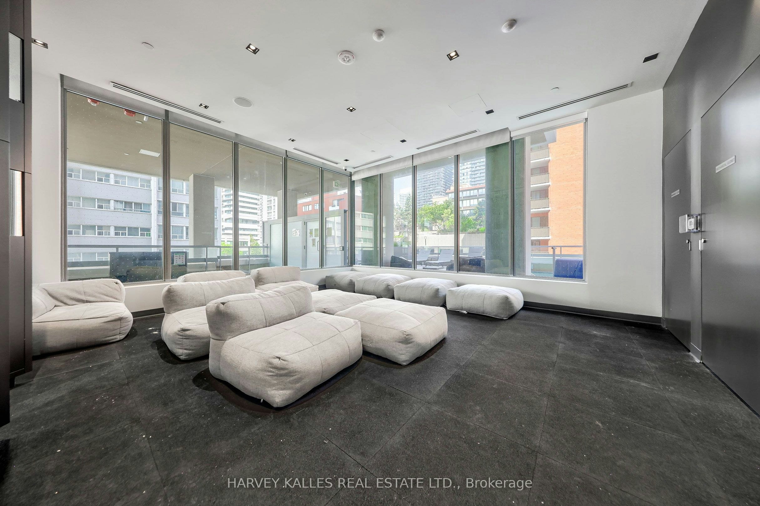 2309-25 Holly Street, Toronto, ON, M4S 0E3 - 32