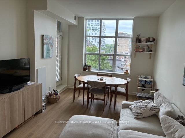 401-438 Richmond Street W, Toronto, ON, M5V 3S6 - 4