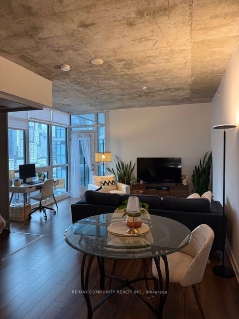 1514-210 Simcoe Street, Toronto, ON, M5T 0A9 - 5