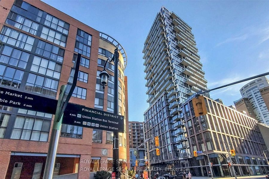 303-2A Church Street, Toronto, ON, M5E 0E1