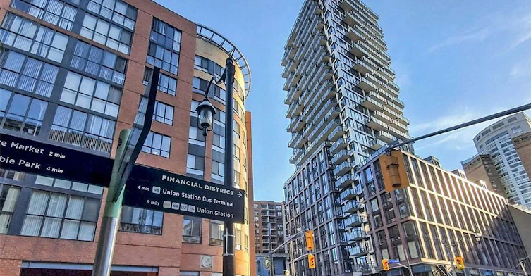 303-2A Church Street, Toronto, ON, M5E 0E1