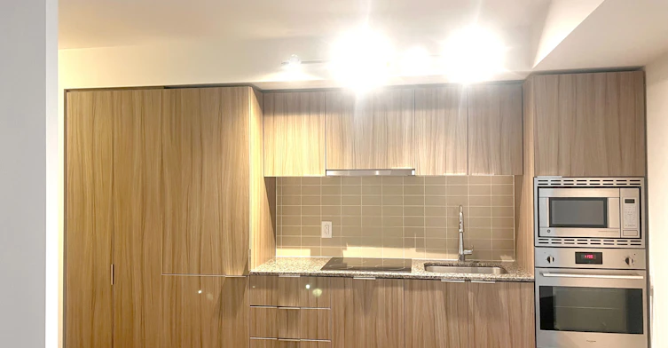 914-955 Bay Street, Toronto, ON, M5S 0C6 - 6