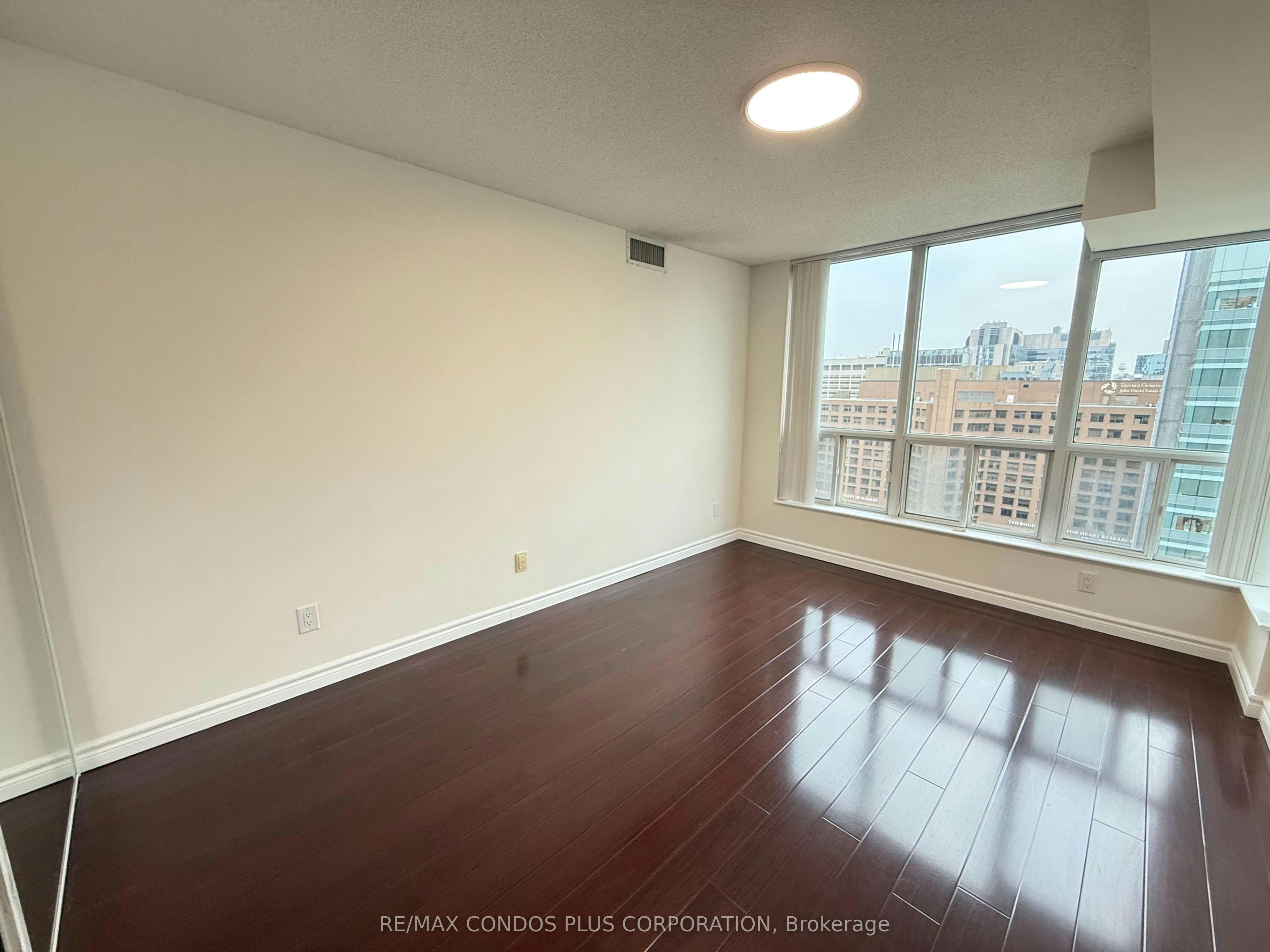 2506-750 Bay Street, Toronto, ON, M5G 1N6 - 7