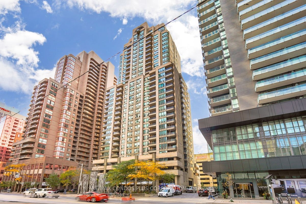 2506-750 Bay Street, Toronto, ON, M5G 1N6