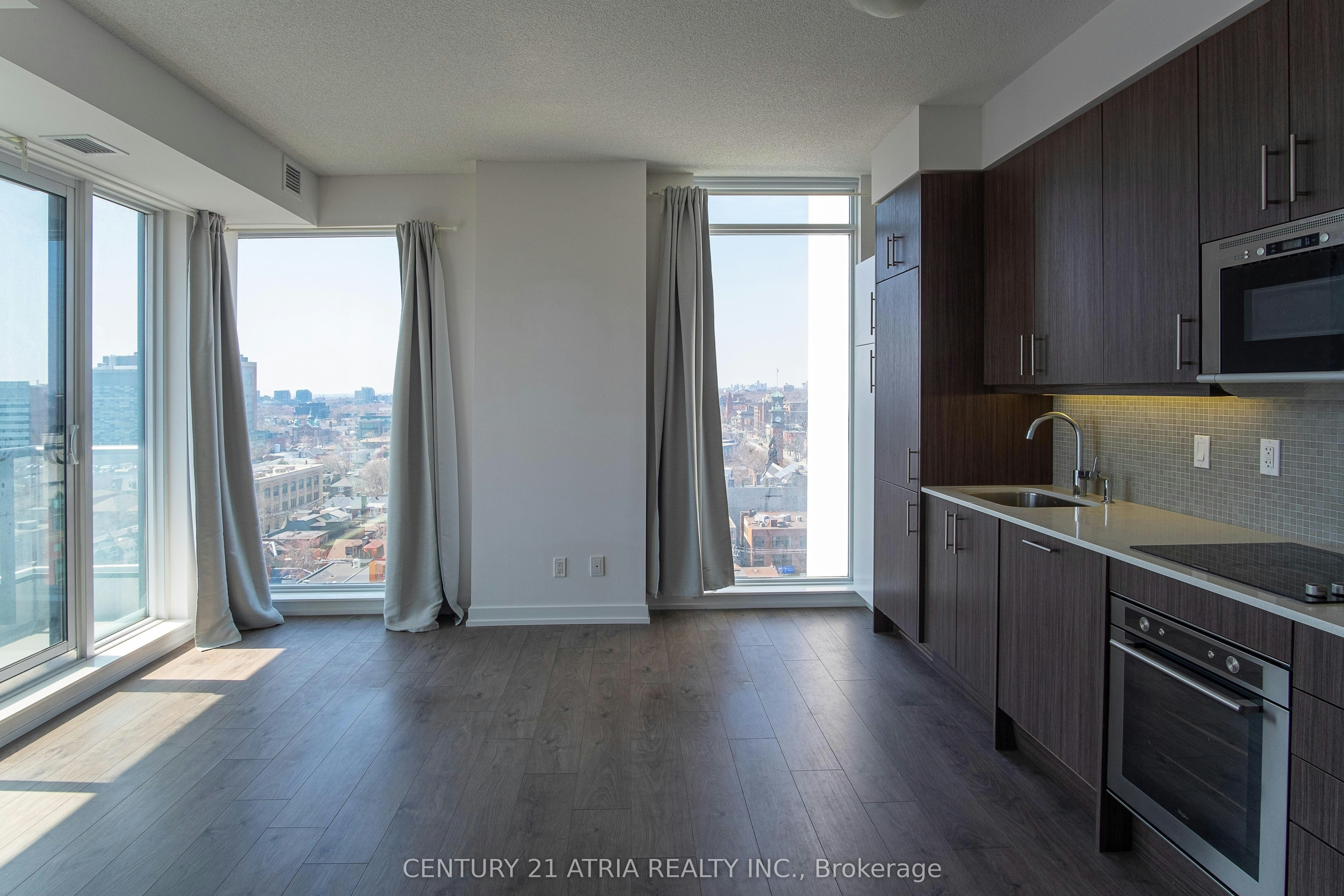 1209-297 College Street, Toronto, ON, M5T 1S2