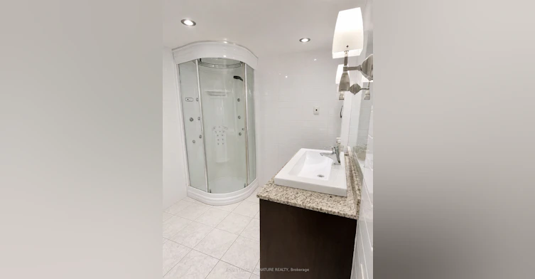 Lower-226 Shaw Street, Toronto, ON, M6J 2W8 - 11