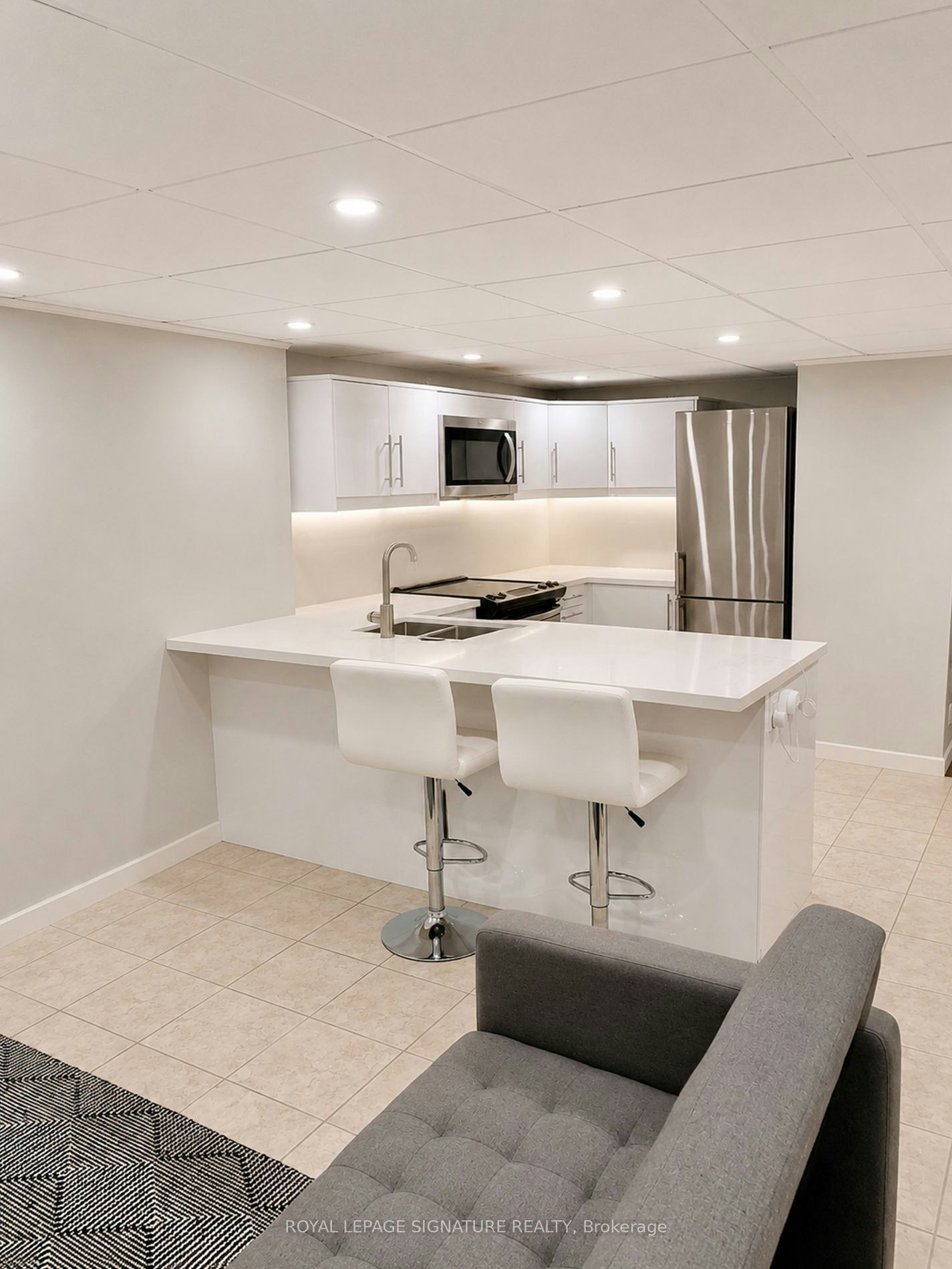 Lower-226 Shaw Street, Toronto, ON, M6J 2W8 - 4